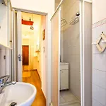 1 Bedroom Amazing In Appartement *