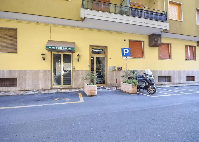 1 Bedroom Gorgeous In Loano